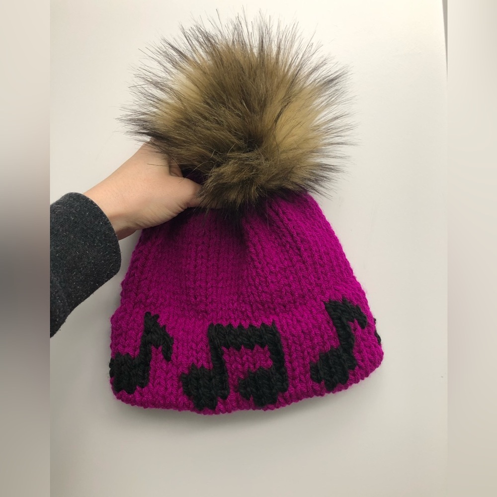 New knit purple music note beanie toque